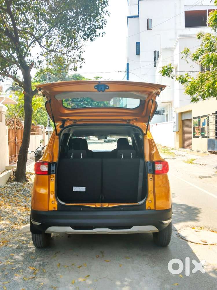 Renault Triber Rxt, 2022, Petrol