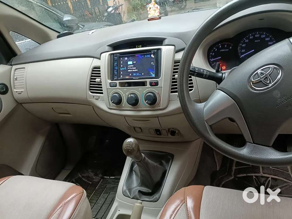 Toyota Innova 2012 Diesel 88900 Km Driven
