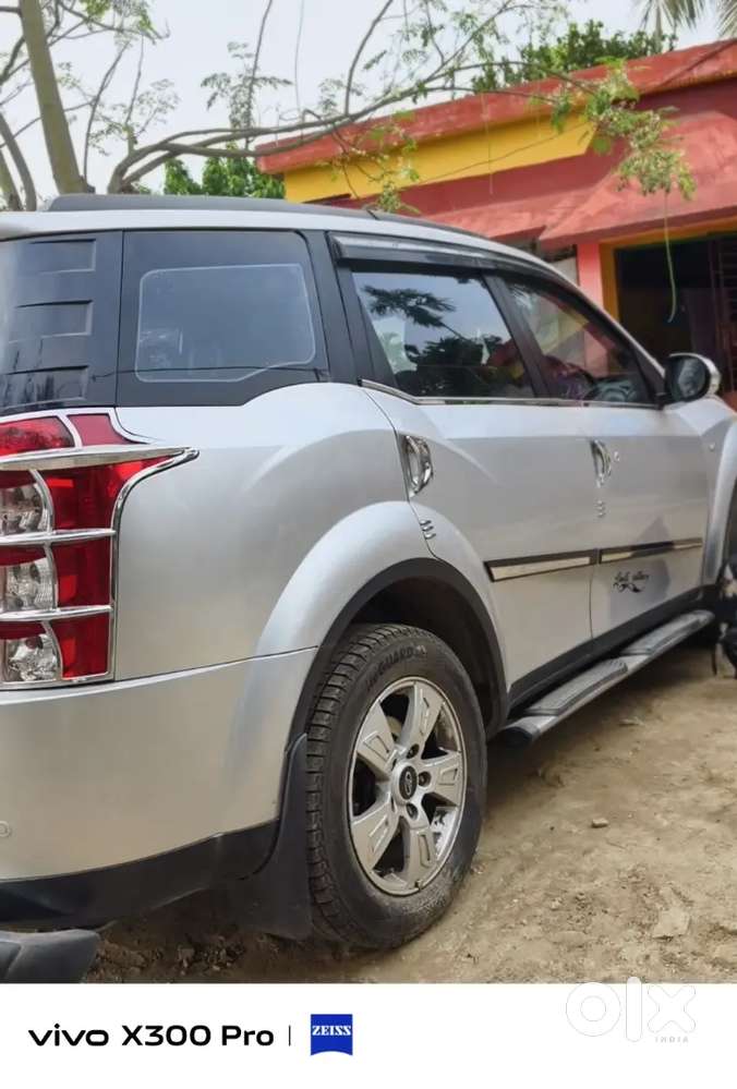 Mahindra Xuv500 2013 Diesel 70961 Km Driven