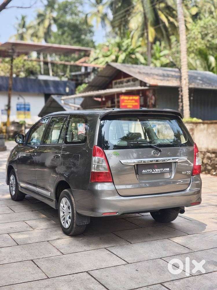 Toyota Innova 2012-2013 2.5 Gx (diesel) 8 Seater Bs Iv, 2012, Diesel