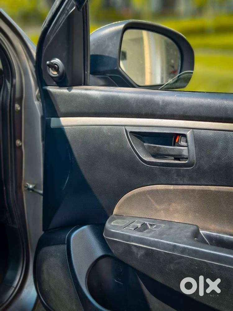 Maruti Suzuki Swift Lxi Option, 2016, Petrol