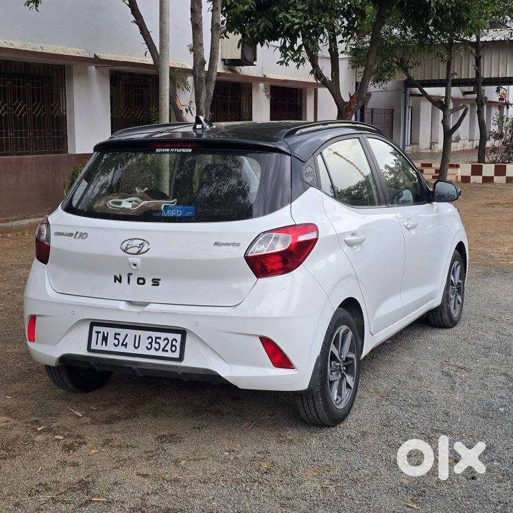 Hyundai Grand I10 Nios Sportz Dual Tone, 2021, Petrol