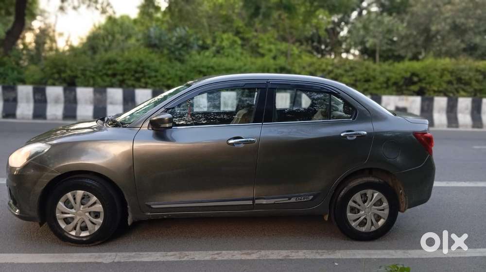 Maruti Suzuki Swift Dzire 1.2 Vxi Bsiv, 2019, Cng & Hybrids