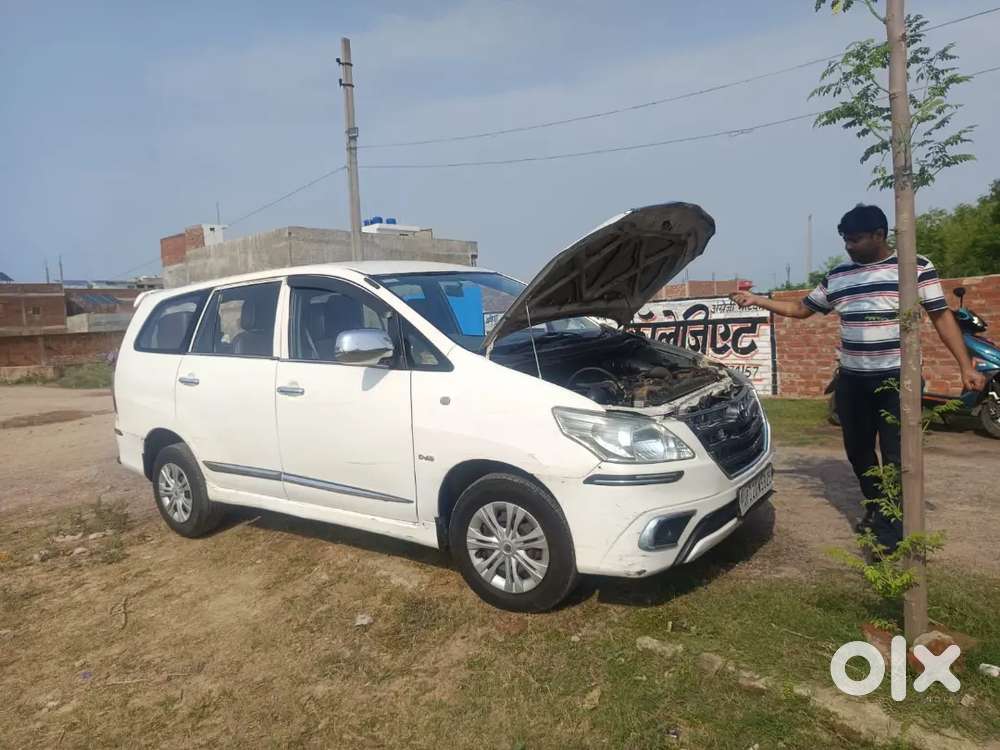 Toyota Innova 2.5 G 2012
