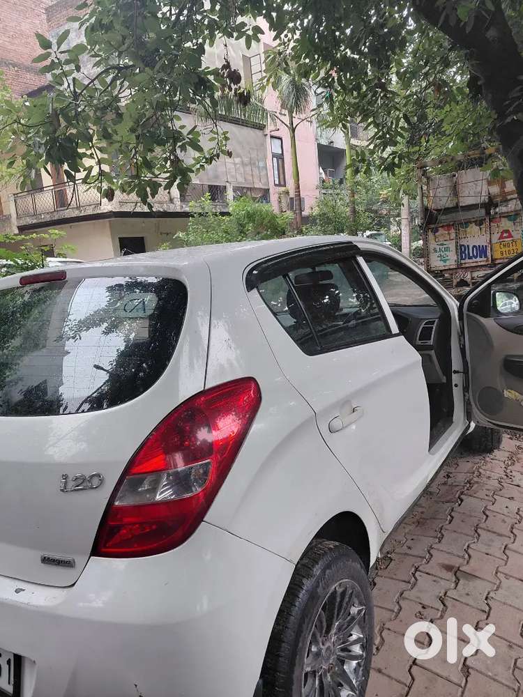 2010 Hyundai I20 Crdi 2nd Owner Automatic Diesel