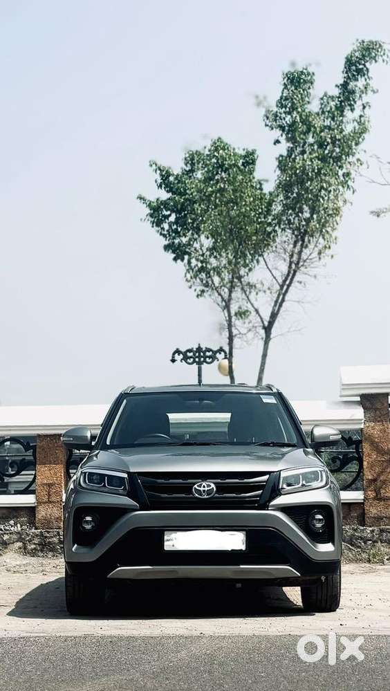 Urban Cruiser 2022 Petrol Well Maintained