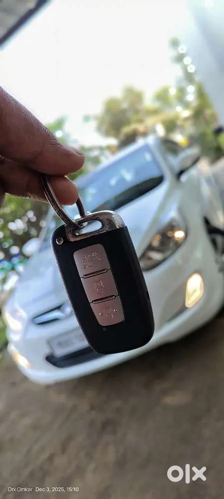 Hyundai Verna 2014 Top Family