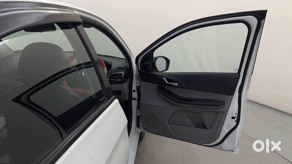 Tata Tiago Xza Plus, 2021, Petrol