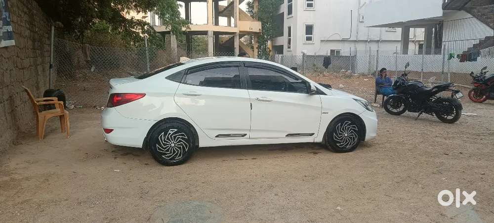 Hyundai Verna Diesel Manual 2011 Model