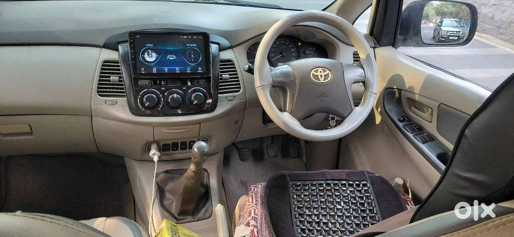 Toyota Innova [2013-2016] 2.5 G4 8 Str, 2013, Diesel