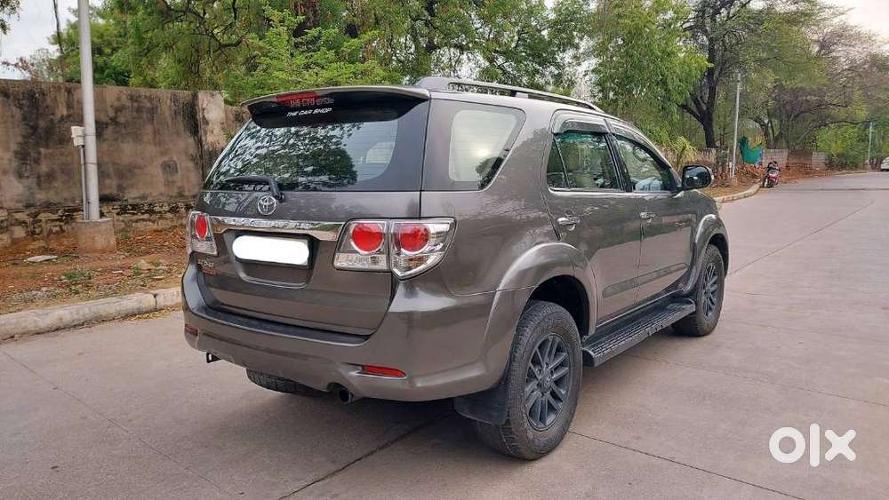 Toyota Fortuner 3.0 4x2 Automatic, 2012, Diesel