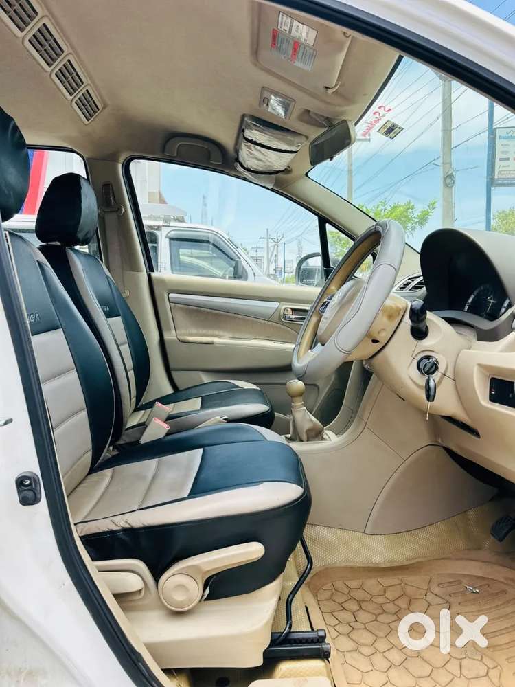 Maruti Suzuki Ertiga 1.5 Zxi, 2012, Petrol