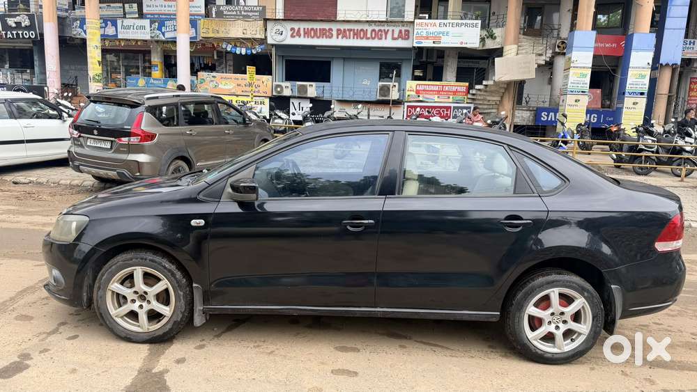 Volkswagen Vento 1.2 Tsi Highline At, 2014, Petrol