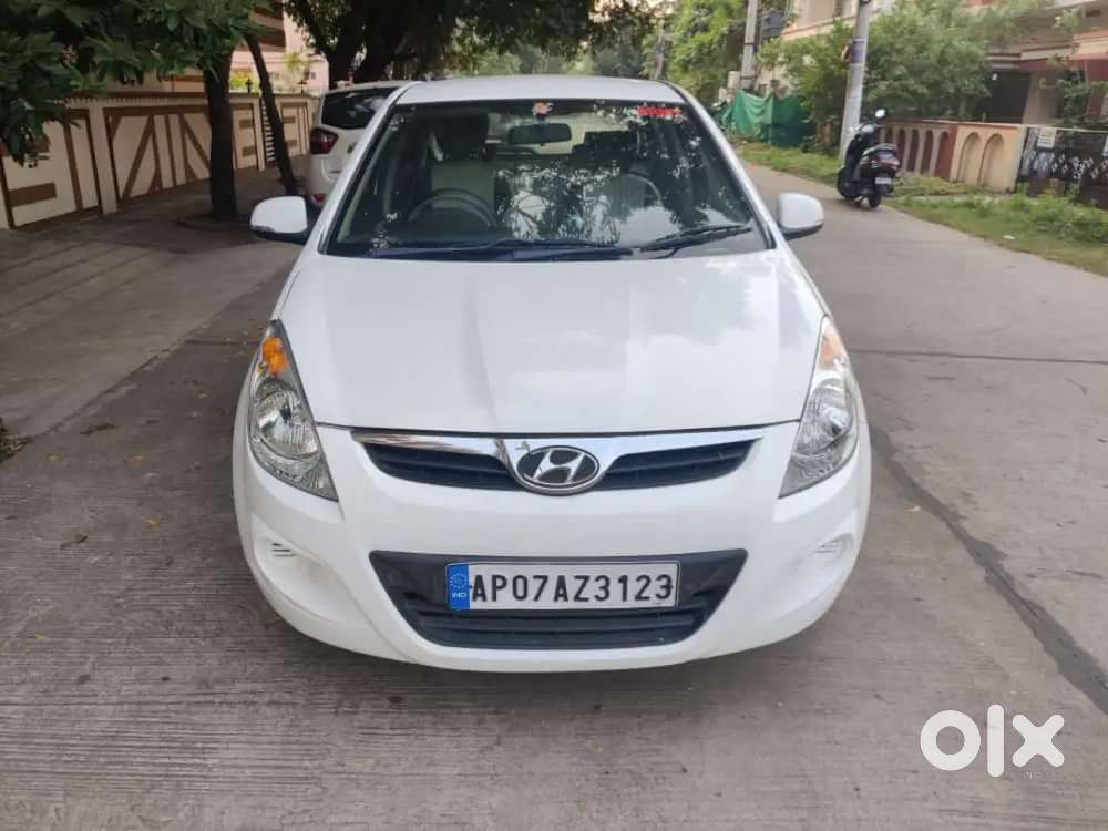 Hyundai I20 2011 Diesel 98000 Km Driven