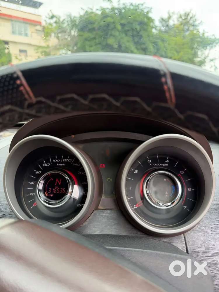 Mahindra Xuv500 2014