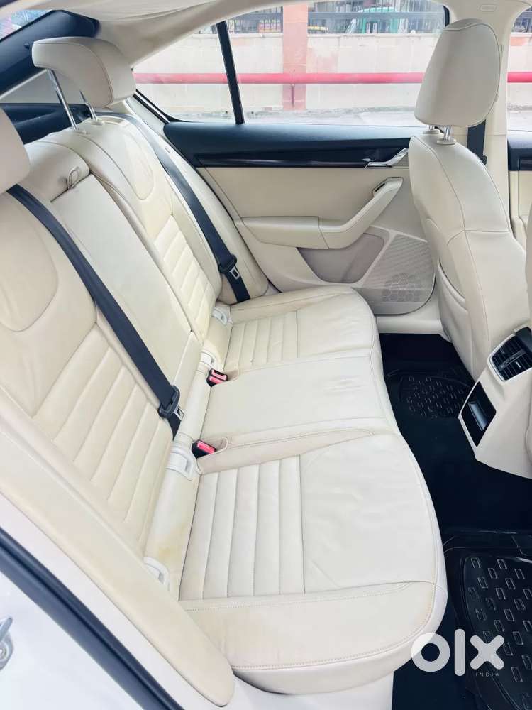 Skoda Octavia, 2015, Petrol