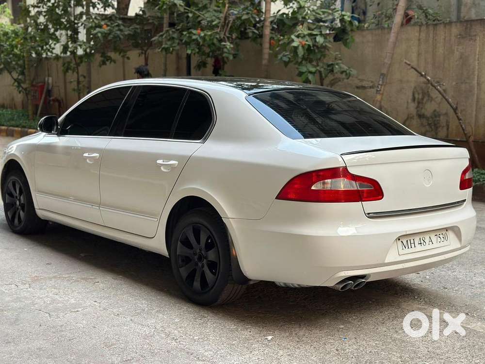 Skoda Superb 2012