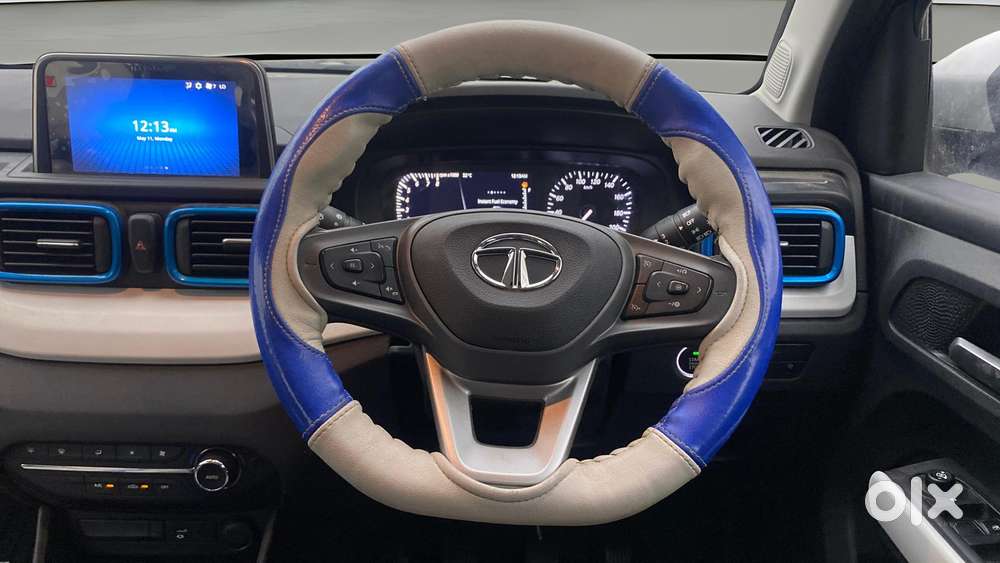 Tata Punch 1.2 Revotron Creative Amt Dual Tone, 2022, Petrol