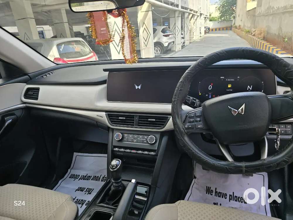 Mahindra Xuv700 Diesel 2023