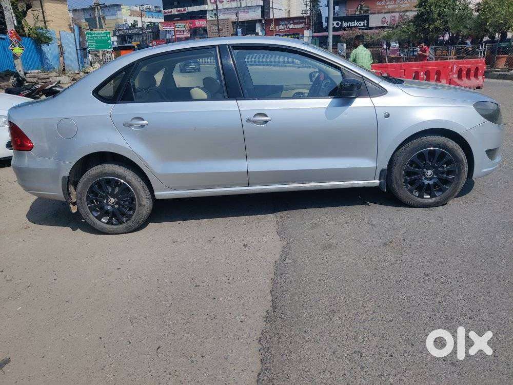 Skoda Rapid 2013-2016 1.6 Mpi At Elegance Plus, 2015, Diesel