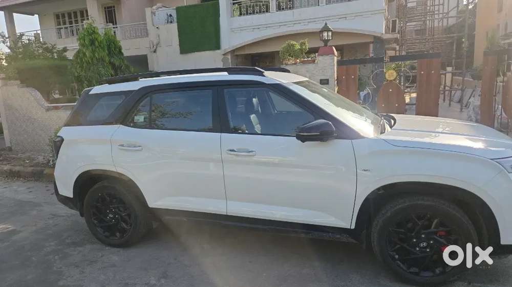 Hyundai Alcazar 2026 Diesel Well Maintained