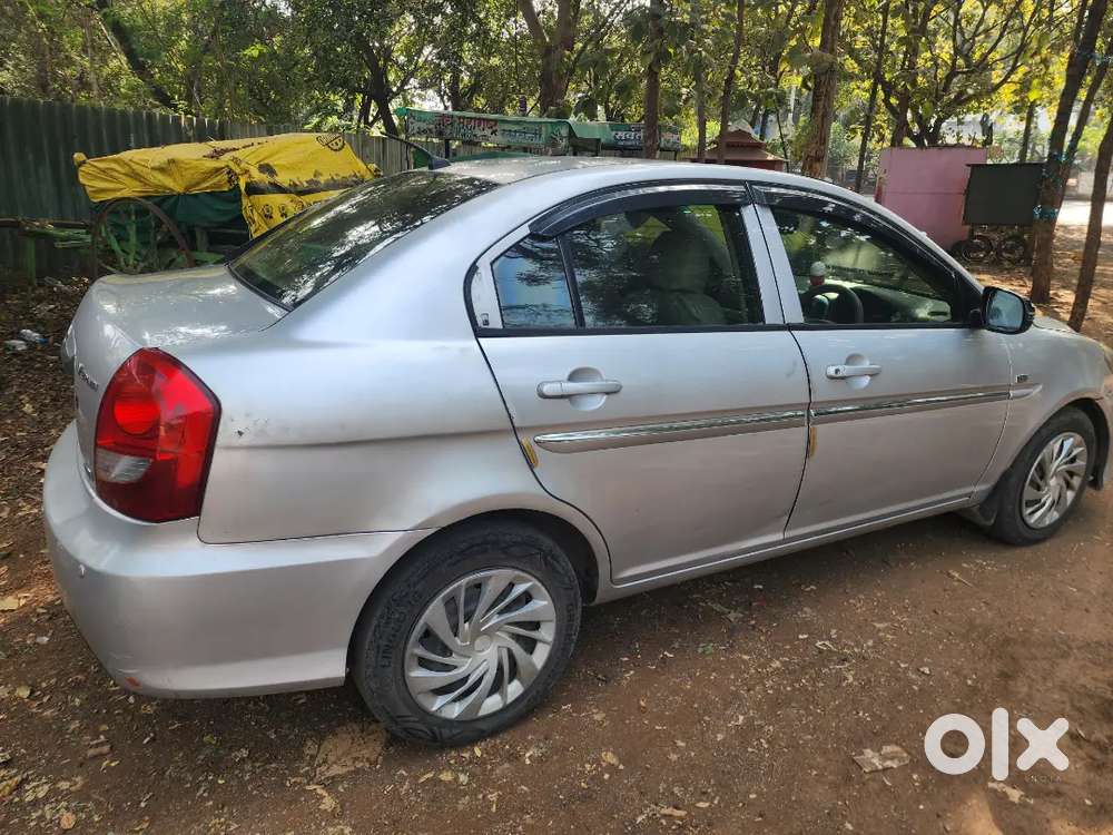 Hyundai Verna 2010 Diesel 100000 Km Driven