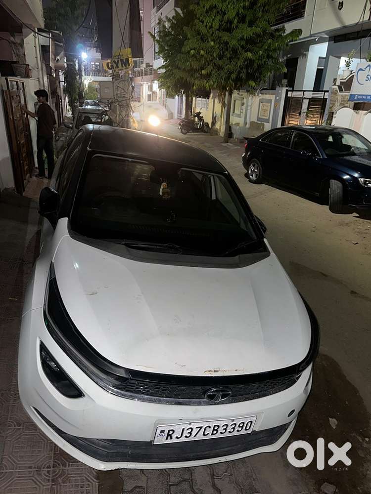 Tata Altroz Petrol 2021