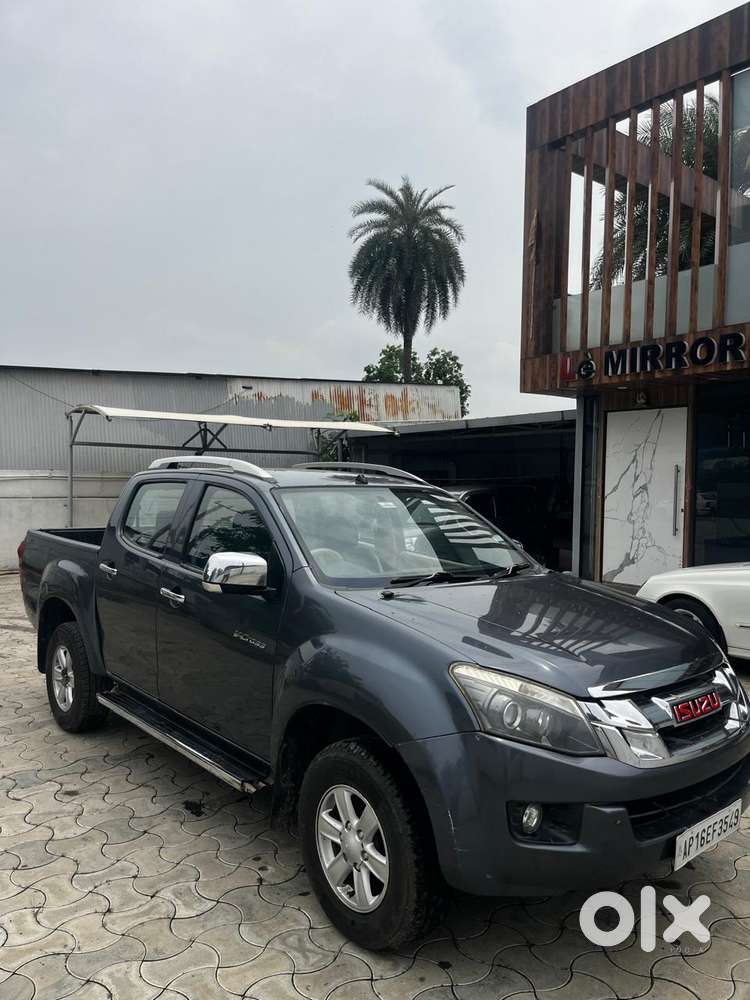 Isuzu V-cross Z 4x4 Mt, 2017, Diesel