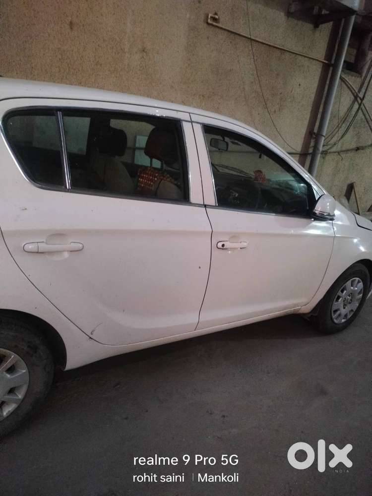 Mujhe Dusra Lana Ha