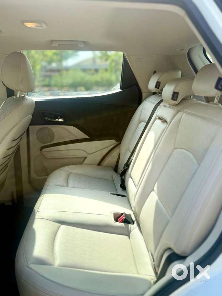 Mahindra Xuv400 Ev El Fast Charger Dt, 2024, Electric