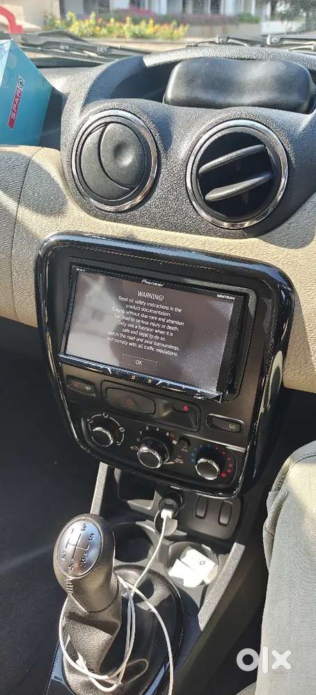 Renault Duster 2014 Petrol Well Maintained