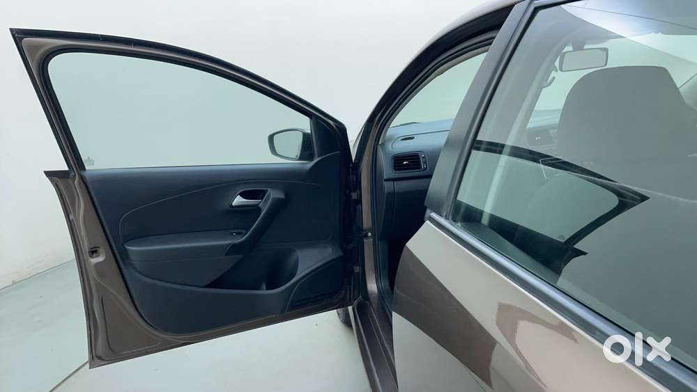Volkswagen Polo Petrol Comfortline 1.2l, 2016, Petrol