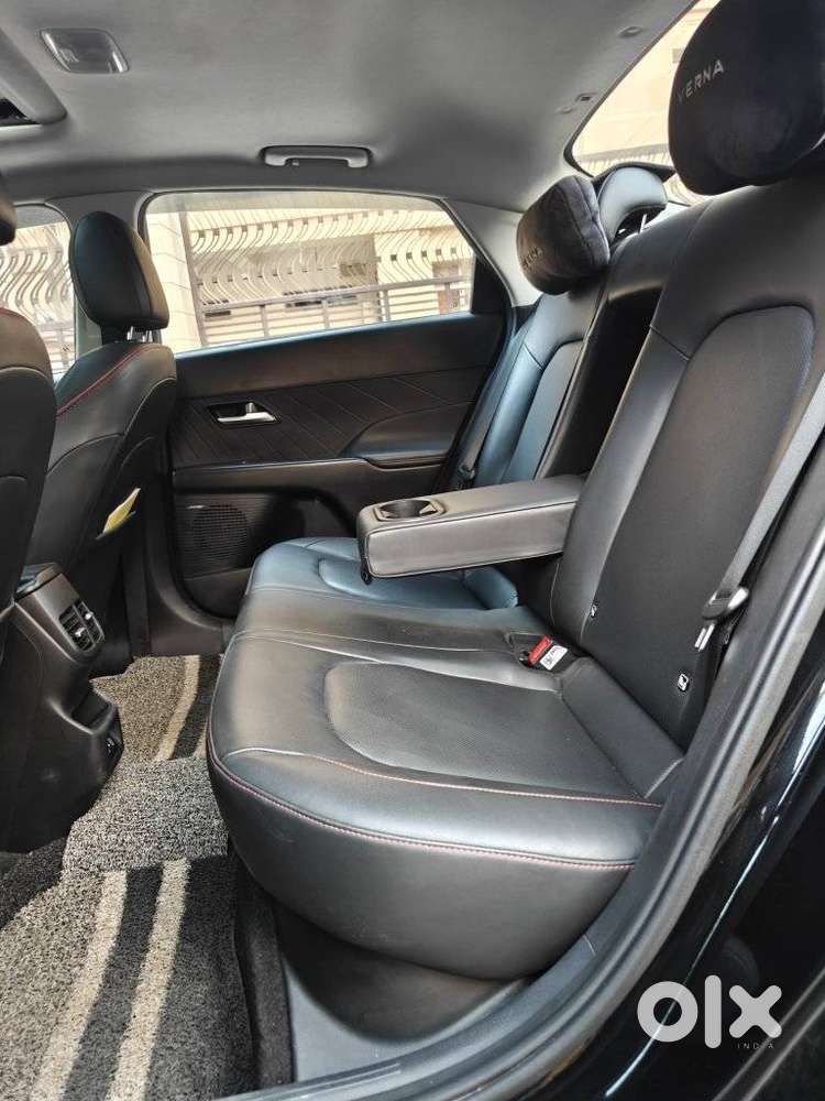 Hyundai Verna Sx (o)1.5 Vtvt [2023 - 2026], 2023, Petrol