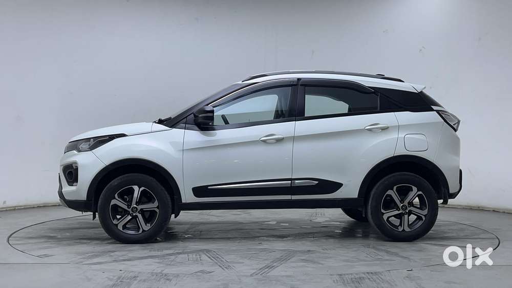 Tata Nexon 1.2 Revotron Xz Plus, 2022, Petrol