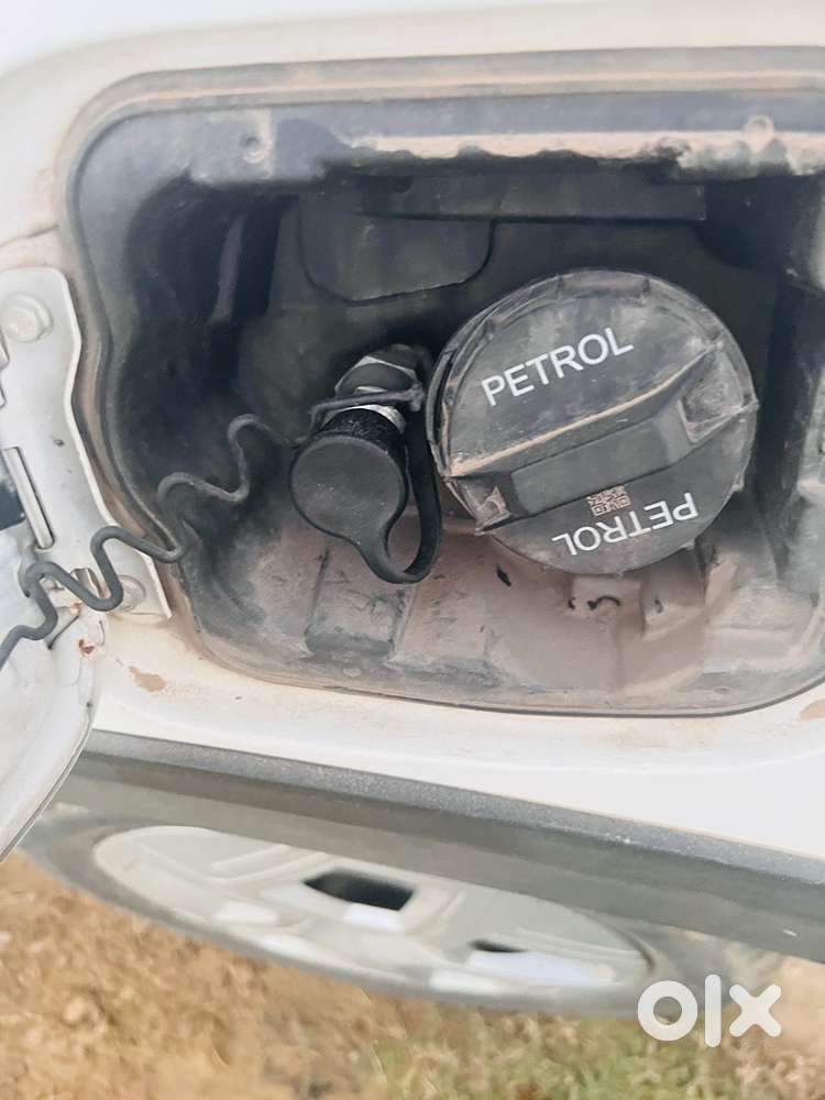 Tata Nexon Smart 2024