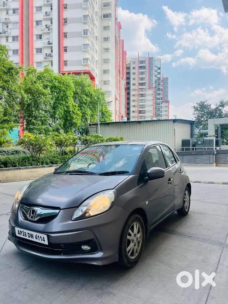 Honda Brio 2014 Petrol Well Maintained