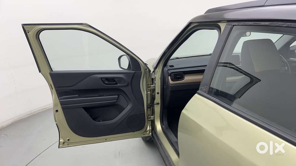 Tata Punch 1.2 Revotron Creative Amt Kaziranga Edition, 2022, Petrol