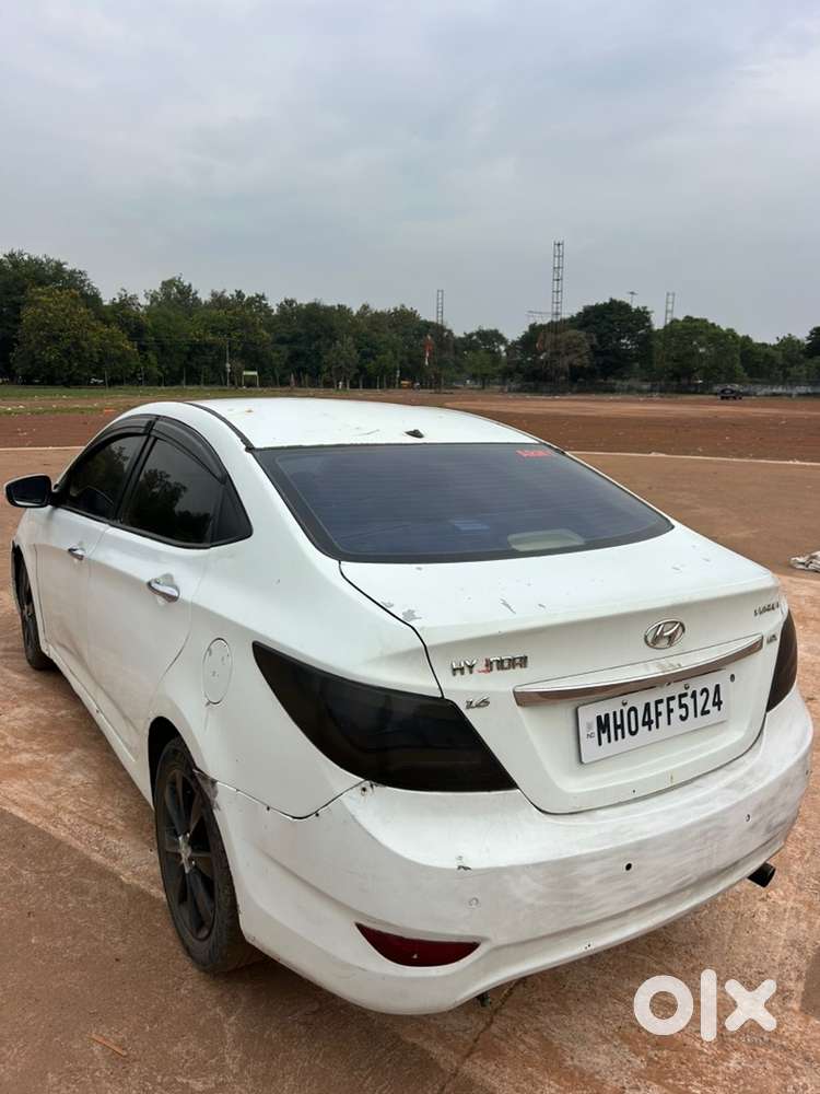 Hyundai Fluidic Verna 2012