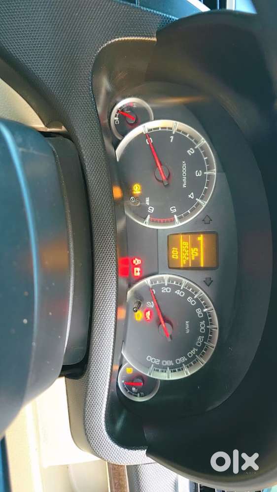 Maruti Suzuki Swift Dzire Vdi Optional, 2016, Diesel