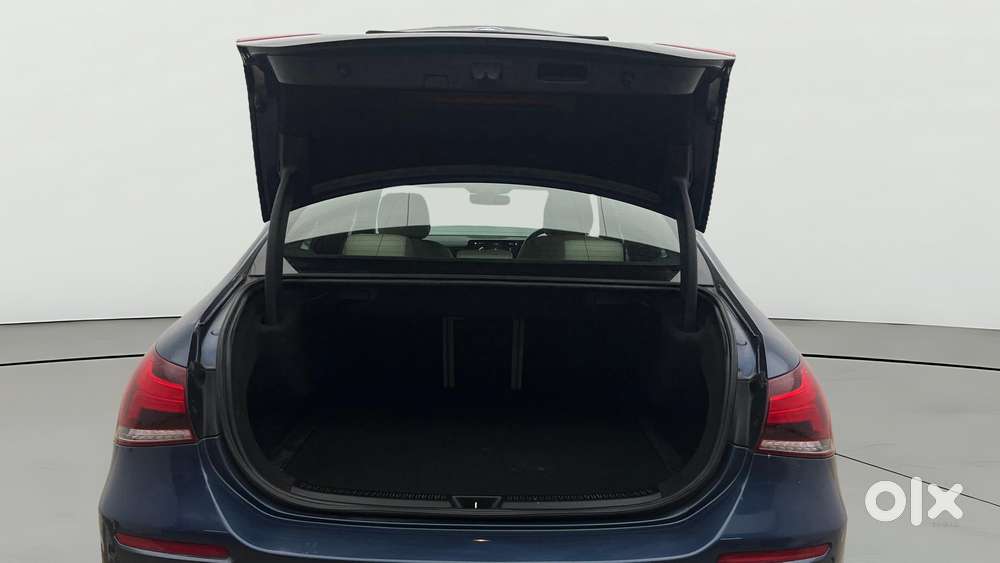 Mercedes-benz A-class Limousine 1.3 A 200, 2022, Petrol