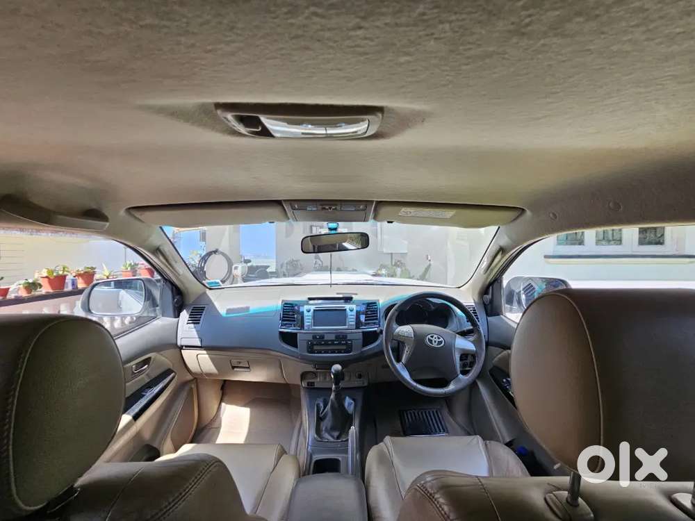 Toyota Fortuner 2013 Company Serviced