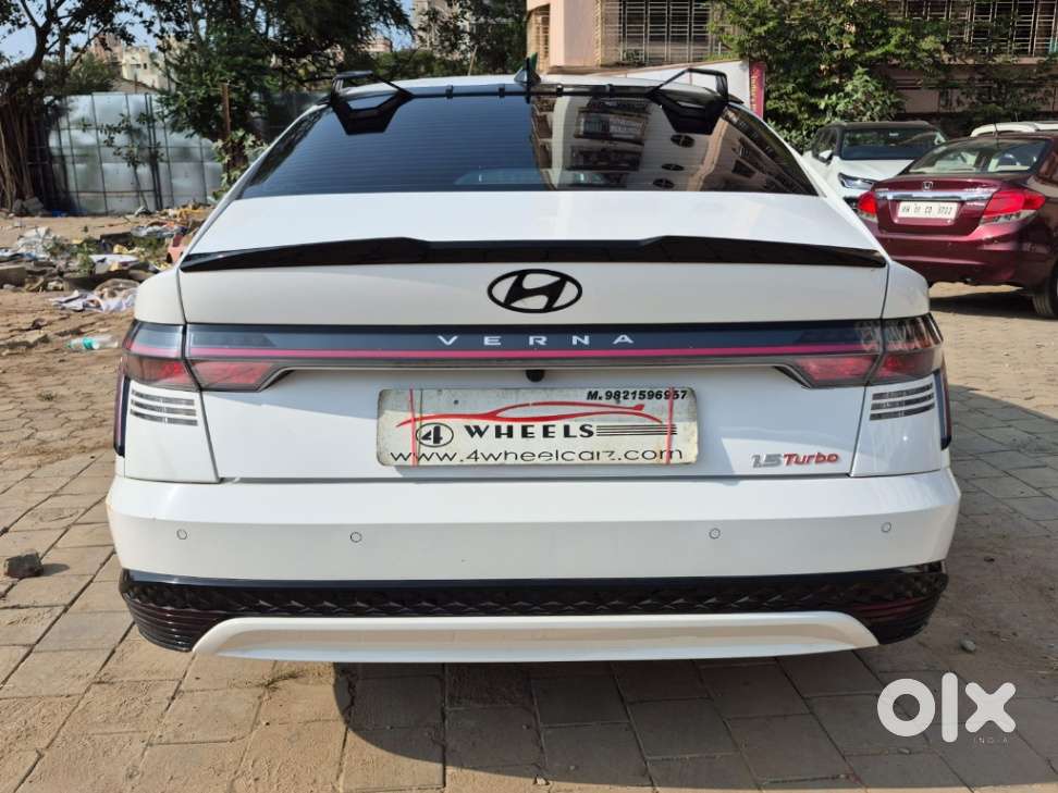 Hyundai Verna Sx (o) 1.5 Turbo Petrol Dct, 2023, Petrol