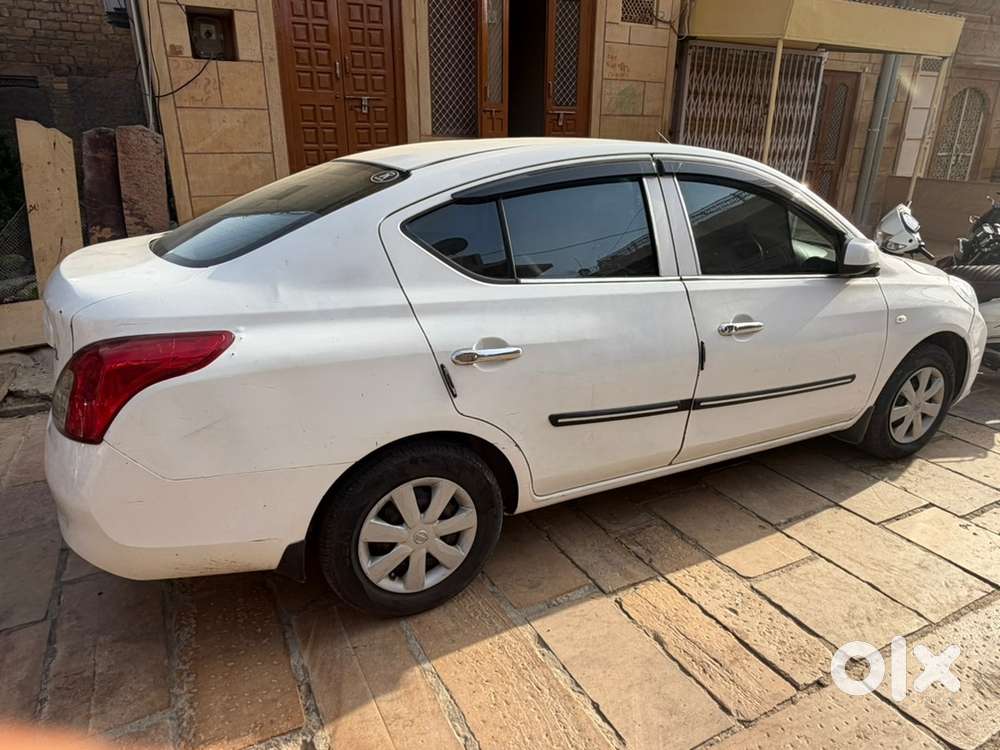 Nissan Sunny Diesel 2012 Year