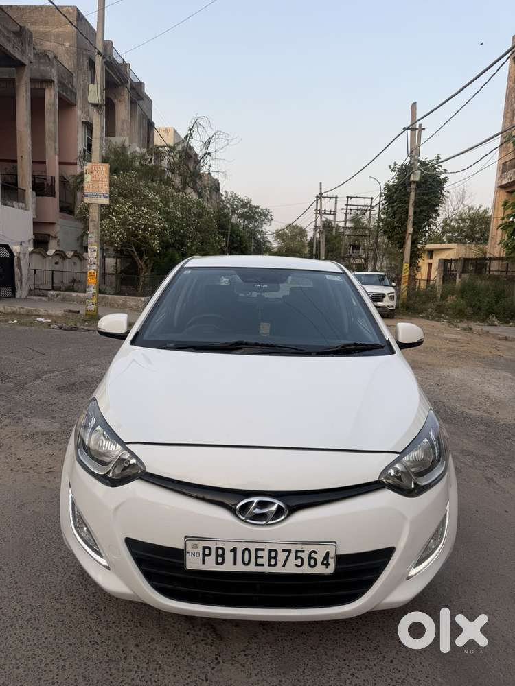 Hyundai I20 2015-2017 Sportz Option 1.4 Crdi, 2013, Diesel