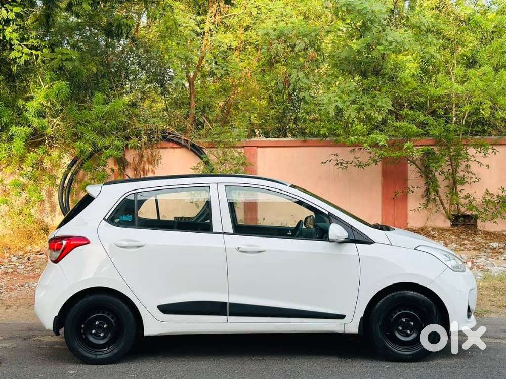 Hyundai Grand I10 Sportz 1.2 Kappa Vtvt, 2017, Cng & Hybrids