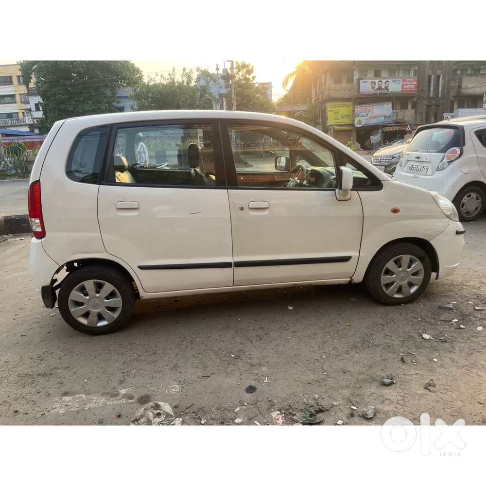 Maruti Suzuki Estilo Vxi Bs-iv, 2013, Petrol