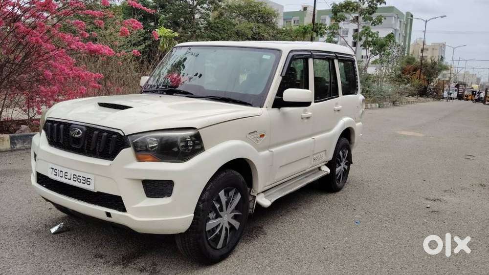Mahindra Scorpio S4 4wd, 2016, Diesel