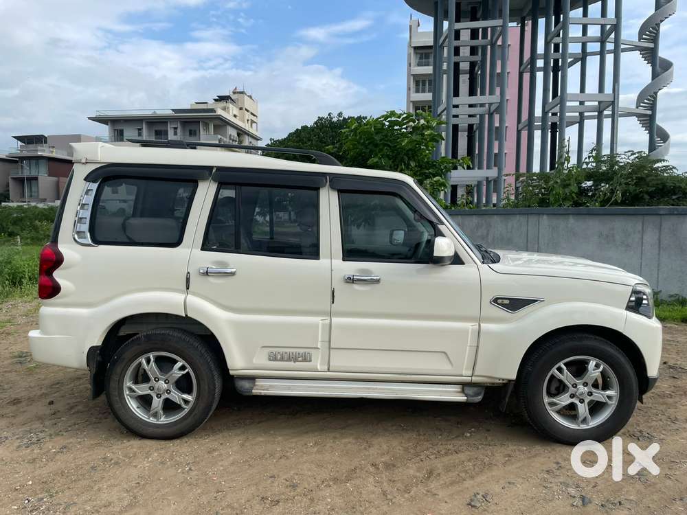 Mahindra Scorpio S5, 2018, Diesel