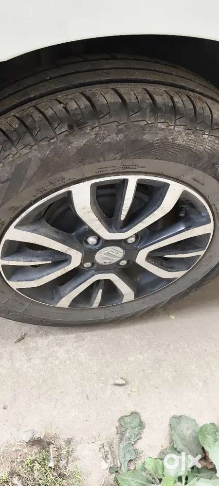 Maruti Suzuki Swift Dzire 20022 Petrol 38000 Km Driven