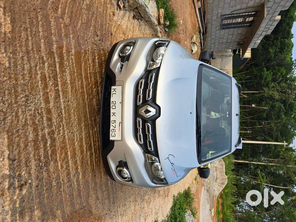 Single Owner Show Room Sevice History 37000 Kmtr Driven
